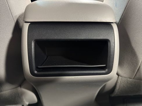 Used 2015 Toyota Camry LE FWD image 28