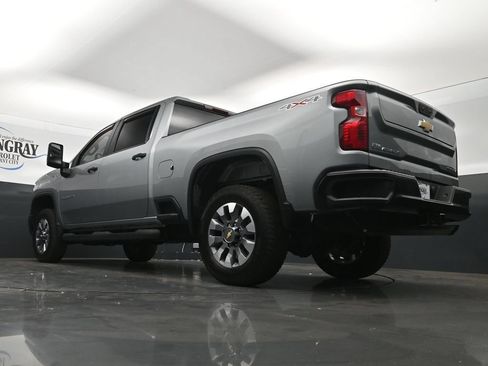 Used 2024 Chevrolet Silverado 2500 Custom w/ Custom Convenience Package AWD/4WD image 30