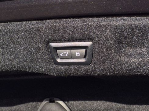 Certified 2024 BMW i5 eDrive40i w/ M Sport Package image 9