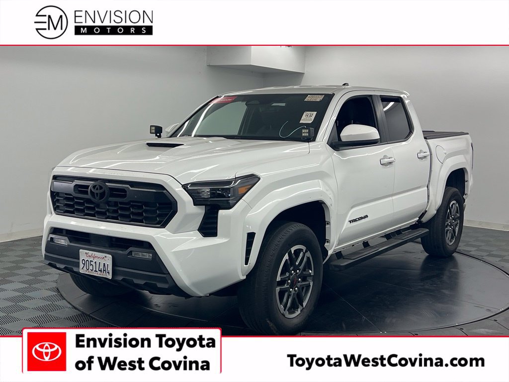 Used 2024 Toyota Tacoma TRD Sport RWD image 1