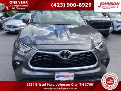 Used 2022 Toyota Highlander XLE