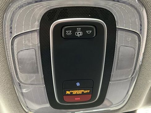 Used 2023 Hyundai Elantra SEL w/ Convenience Package image 25