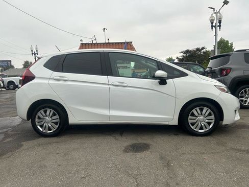 Used 2017 Honda Fit LX image 3