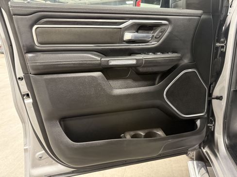 Used 2023 RAM 1500 Laramie AWD/4WD image 18