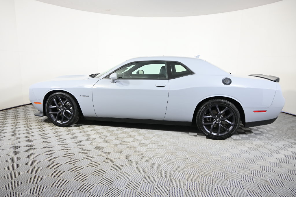 Used 2022 Dodge Challenger R/T w/ Plus Package RWD image 3