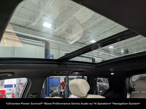 Used 2023 Cadillac XT6 Sport image 5