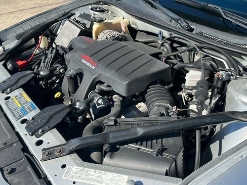 Used 2005 Pontiac Grand Prix GTP w/ Leather Trim Package image 28