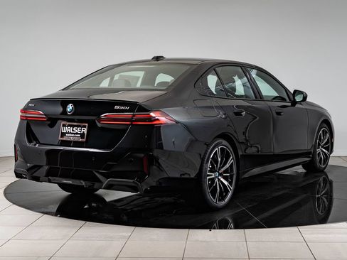 New 2027 BMW 530i xDrive w/ M Sport Package AWD/4WD image 10