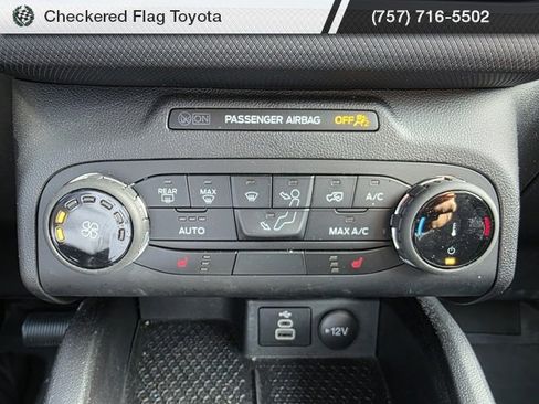 Used 2023 Ford Bronco Sport Badlands image 16