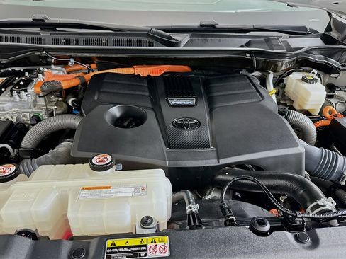 Used 2023 Toyota Sequoia Capstone image 32