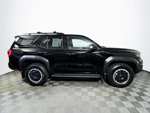 Certified 2025 Toyota 4Runner TRD Off-Road Premium AWD/4WD image 8