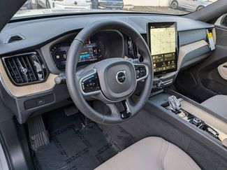 New 2026 Volvo XC60 B5 Core video 3