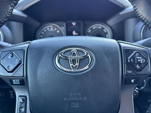 Used 2017 Toyota Tacoma TRD Pro image 16