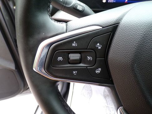 Used 2025 Chevrolet Trax ACTIV w/ Driver Confidence Package FWD image 29