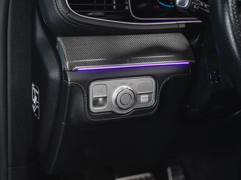 Used 2020 Mercedes-Benz GLE 450 GLE 450 4MATIC Sport Utility 4 image 39