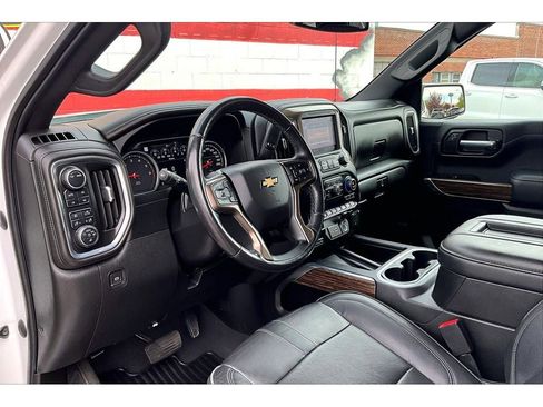 Used 2022 Chevrolet Silverado 1500 High Country AWD/4WD image 14