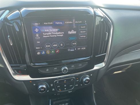 Certified 2023 Chevrolet Traverse High Country w/ LPO, Floor Liner Package image 15