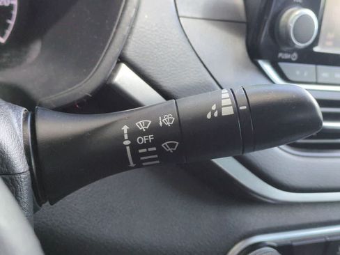 Used 2021 Nissan Altima 2.5 S FWD image 25
