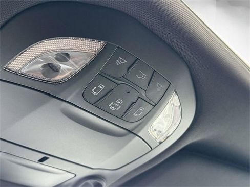 New 2026 Chrysler Pacifica Select image 16