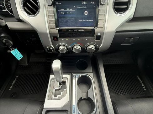 Used 2021 Toyota Tundra SR5 w/ SR5 Upgrade Package AWD/4WD image 17
