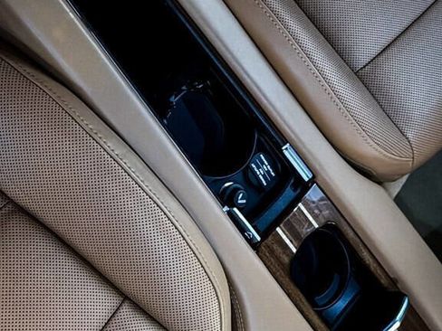 Used 2014 Porsche Panamera AWD/4WD image 34