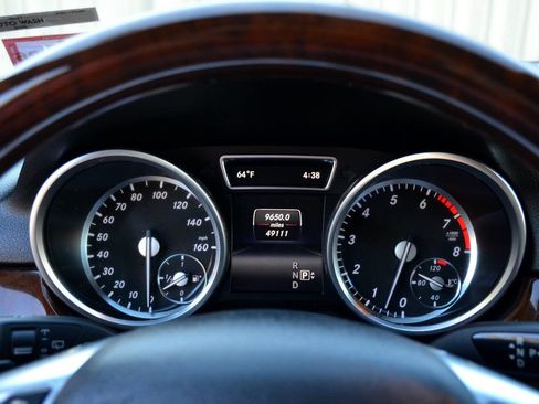 Used 2015 Mercedes-Benz ML 350 4MATIC image 25