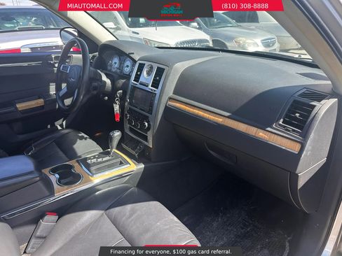 Used 2008 Chrysler 300 Limited w/ Protection Group AWD/4WD image 11