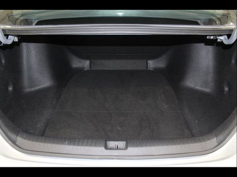 Used 2025 Honda Accord LX image 19