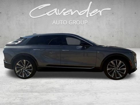 Certified 2023 Cadillac Lyriq 2WD image 17