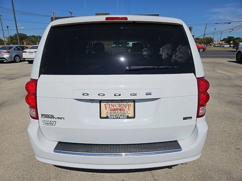 Used 2016 Dodge Grand Caravan SE w/ Quick Order Package 29E SE FWD image 6