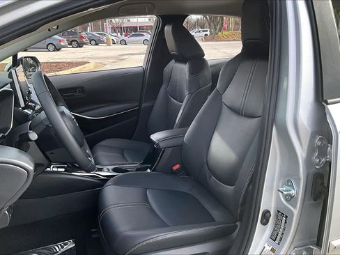 Used 2022 Toyota Corolla LE image 7