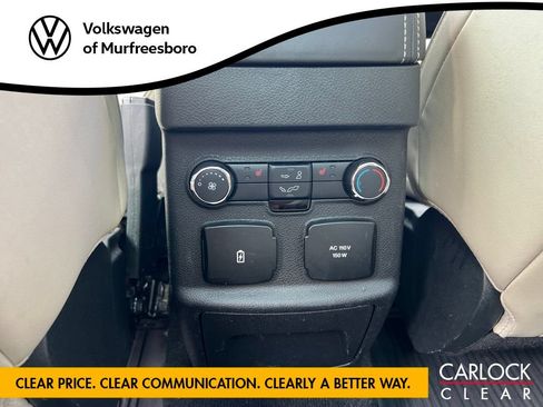 Used 2018 Ford Explorer Platinum AWD/4WD image 32
