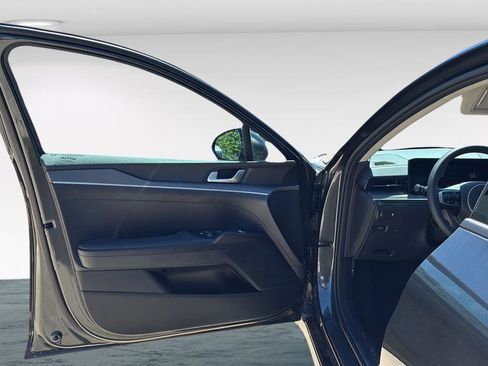 New 2026 Kia K5 LXS FWD image 20