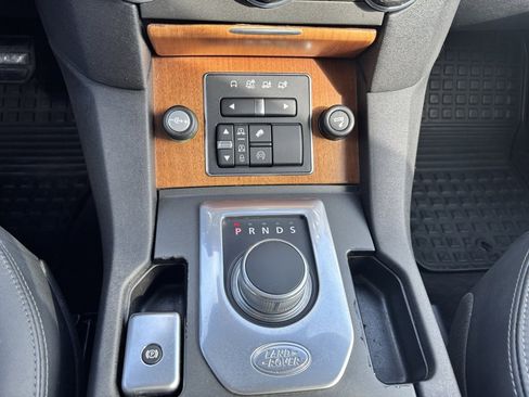 Used 2015 Land Rover LR4 HSE LUX image 12