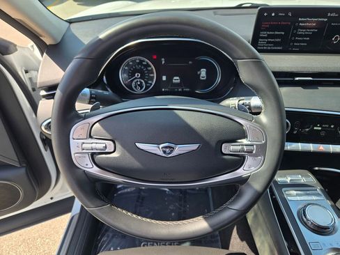 Used 2025 Genesis GV70 2.5T AWD/4WD image 45