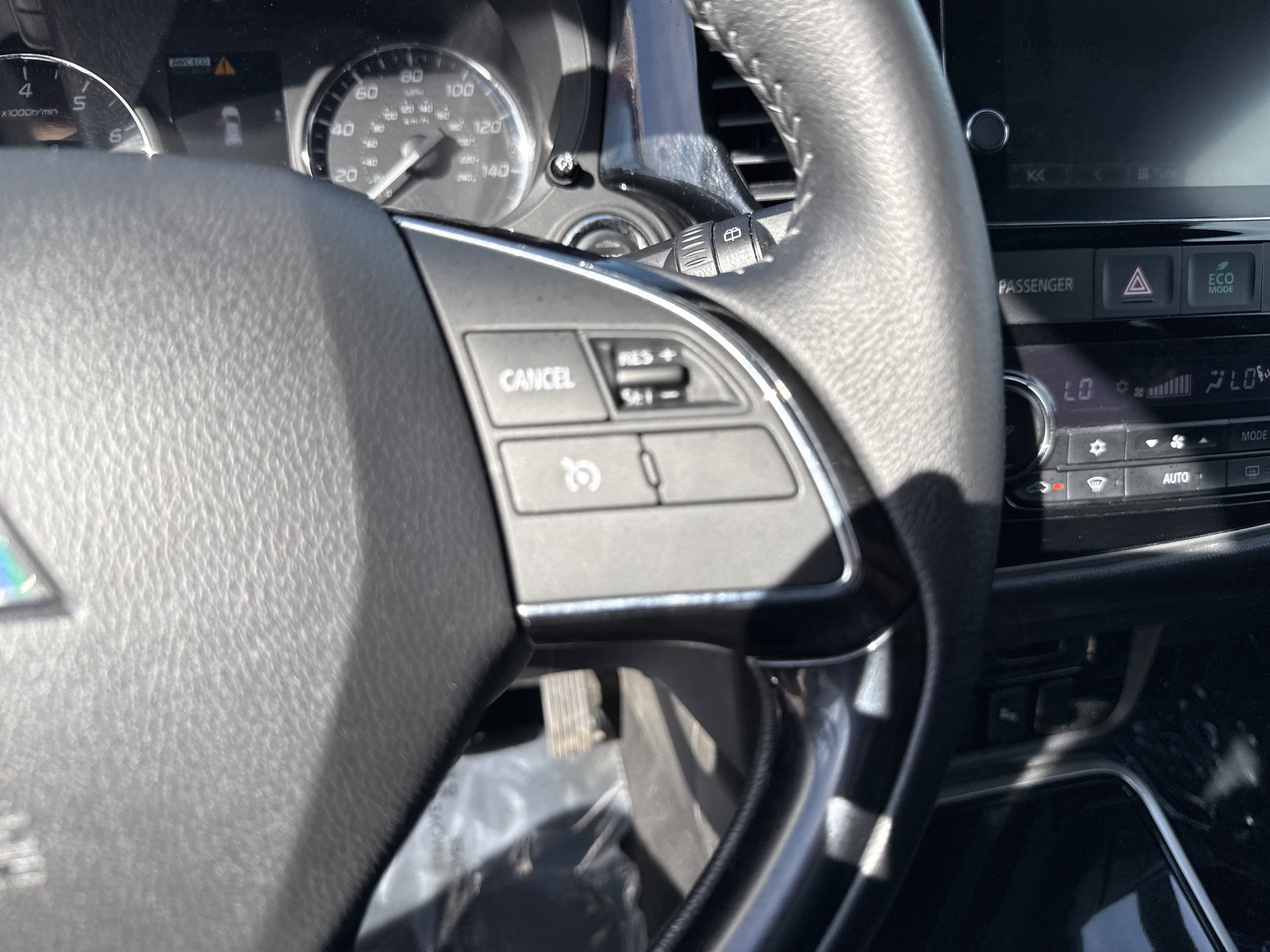 Used 2018 Mitsubishi Outlander LE AWD/4WD image 19