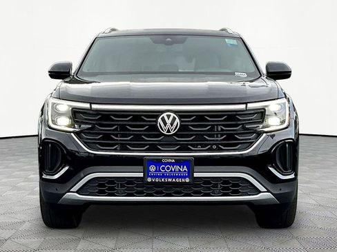 New 2026 Volkswagen Atlas Cross Sport SE image 2