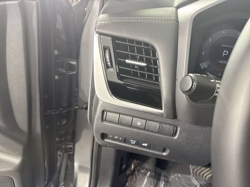 Used 2026 Nissan Rogue SL AWD/4WD image 14