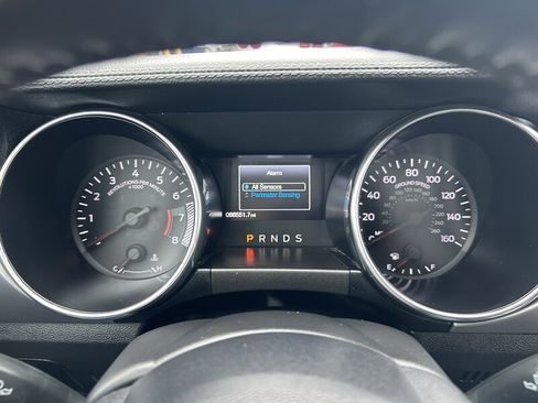 Used 2018 Ford Mustang Premium RWD image 19