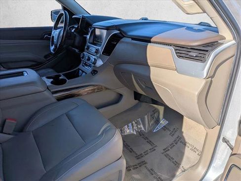 Used 2019 GMC Yukon XL SLT w/ Open Road Package image 22