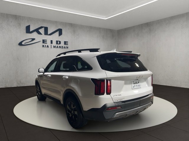 Used 2023 Kia Sorento S w/ Panoramic Sunroof Package AWD/4WD image 11