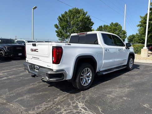 Used 2022 GMC Sierra 1500 SLT w/ SLT Premium Package AWD/4WD image 5