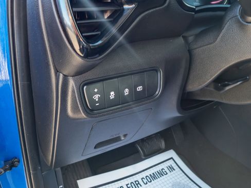 Used 2023 Kia Soul GT-Line image 11