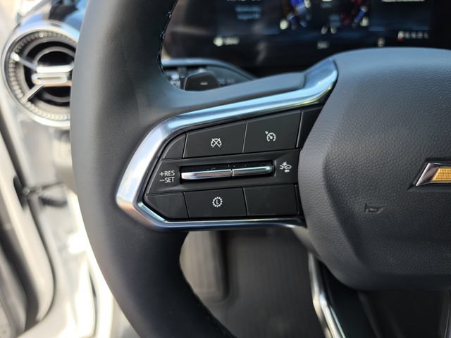 New 2027 Chevrolet Equinox LT w/ Convenience Package II FWD image 31