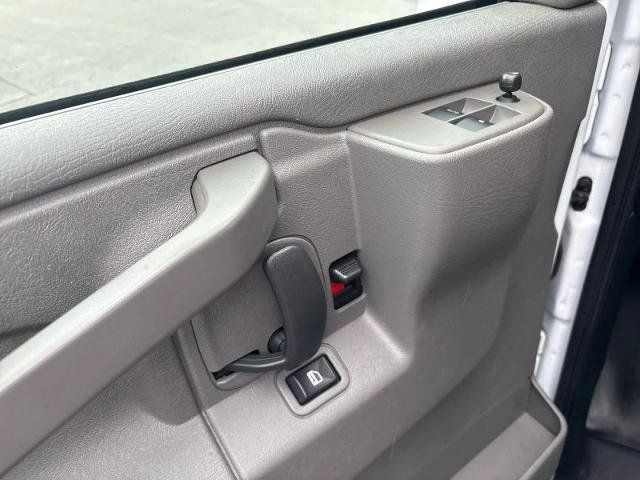 Used 2025 GMC Savana 2500 w/ Driver Convenience Package RWD image 15