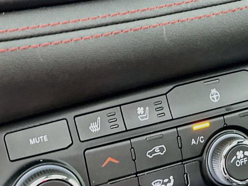Used 2023 Dodge Durango R/T AWD/4WD image 20