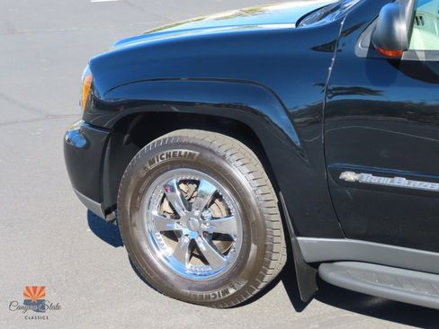 Used 2002 Chevrolet TrailBlazer LT w/ LT Leather Plus Pkg image 12