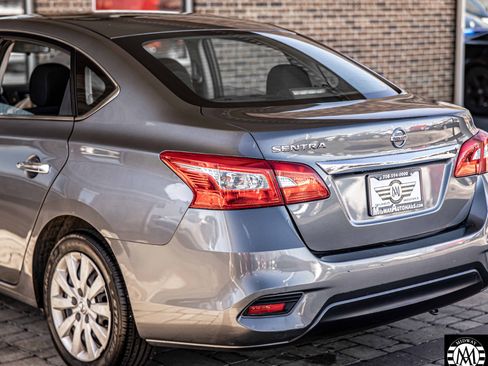 Used 2019 Nissan Sentra S image 14