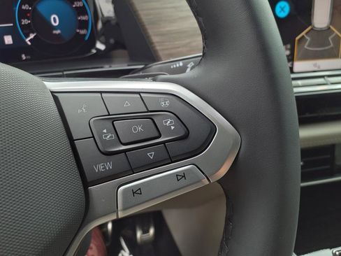 New 2025 Volkswagen Atlas SEL Premium R-Line image 16