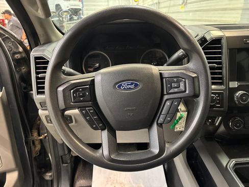Used 2022 Ford F250 XLT w/ XLT Value Package AWD/4WD image 11
